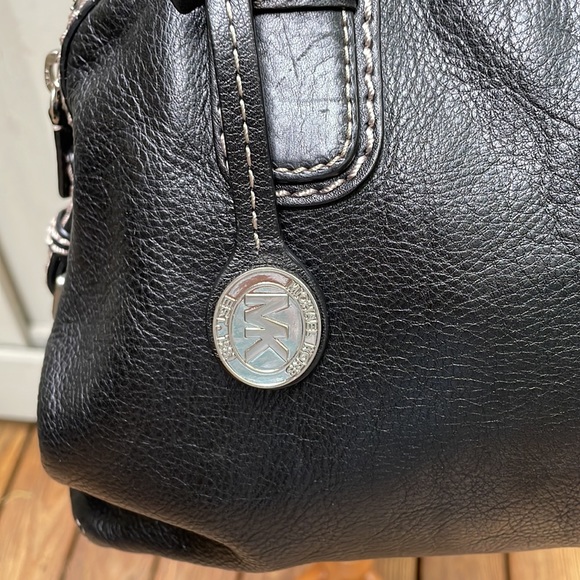 Michael Kors Black Leather Shoulder Bag - Picture 4 of 14